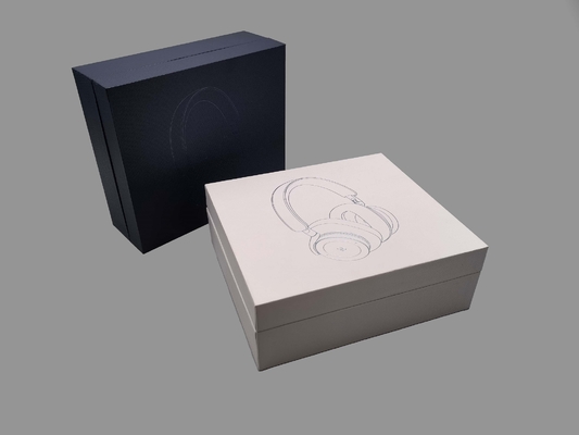 Spezialpapier steifer Kasten, der mit dem Stempeln Prägungscmyk-Farbe, für den elektronischen oder Kleinverkauf verpackt